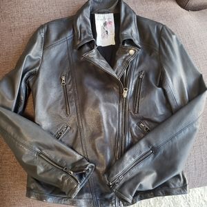 FREE PEOPLE  100% Leather Jacket